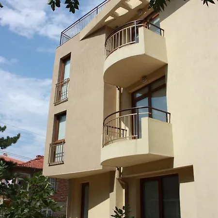 Milan بريمورسكو